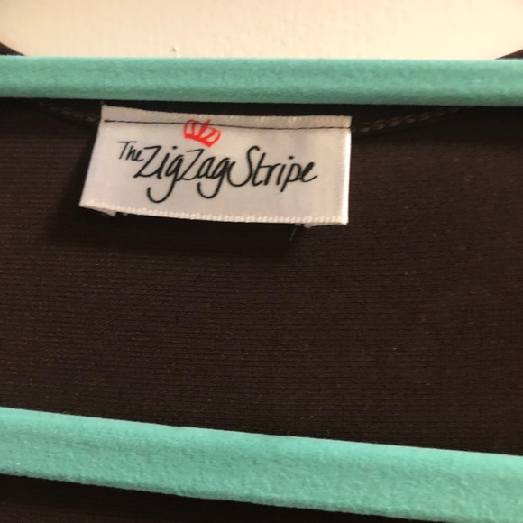 ZigZag Stripe Day to Day Tank Choc. Brown Small - Picture 3 of 4