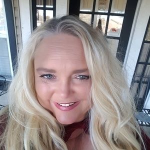 Meet your Posher, Misty