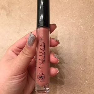 Anastasia Beverly Hills lipgloss