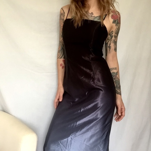 Black and Silver Hombre Gown - Picture 2 of 5