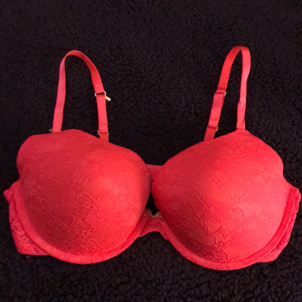 xhilaration lacy pink bra