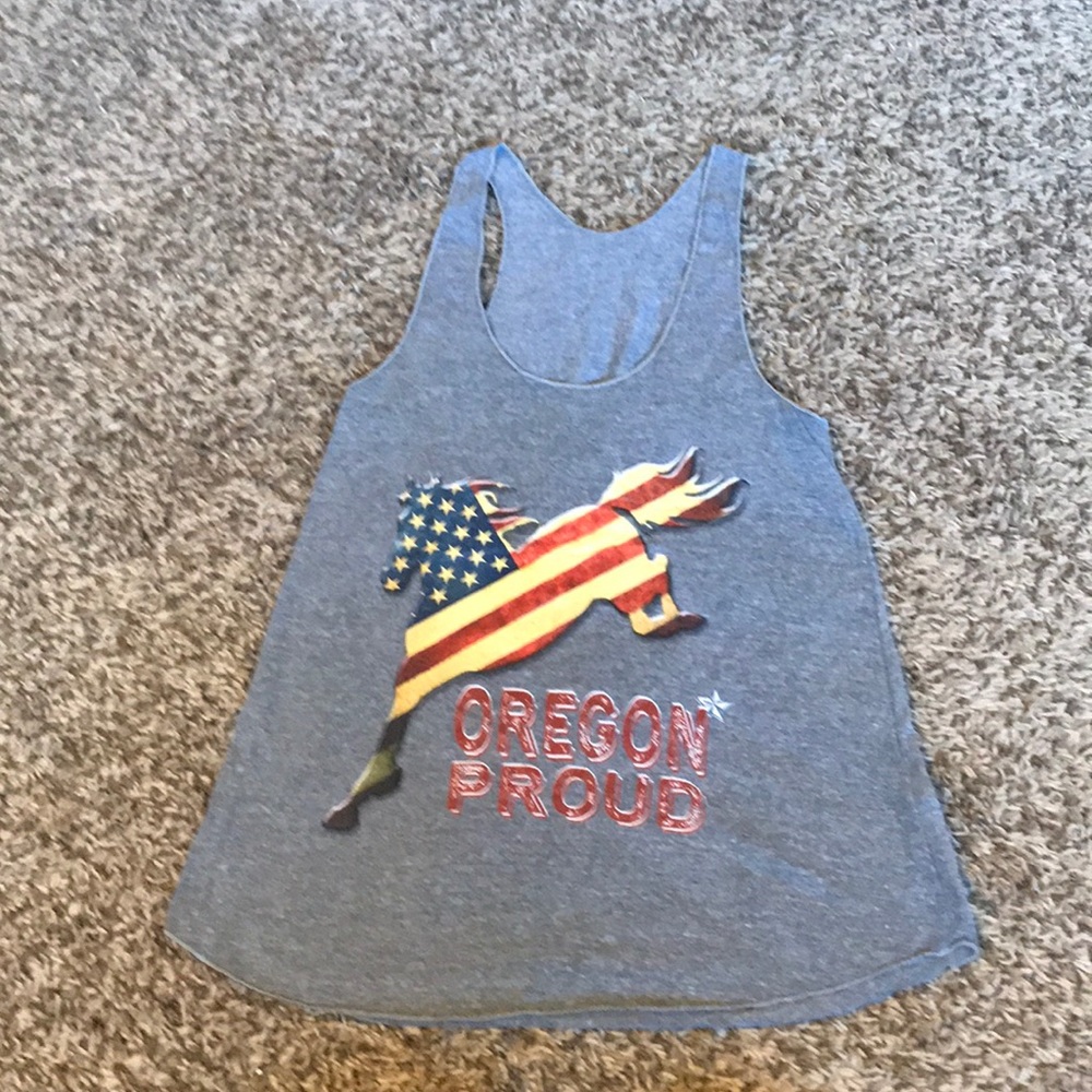Tee shirt