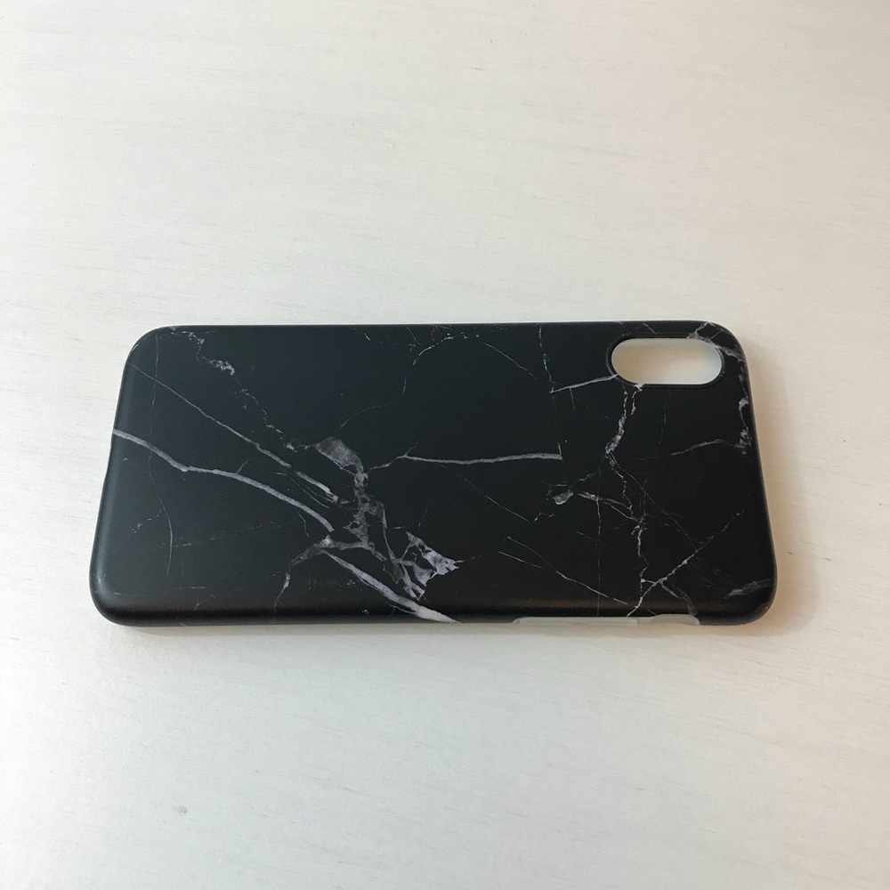 Black Marble Pattern Case - Picture 3 of 3