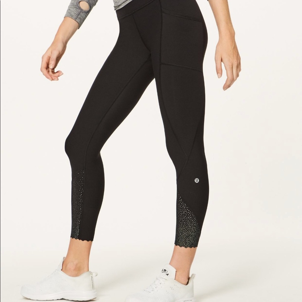 ISO NOT FOR SALE LULULEMON TIGHT STUFF TIGHT SZ 4!