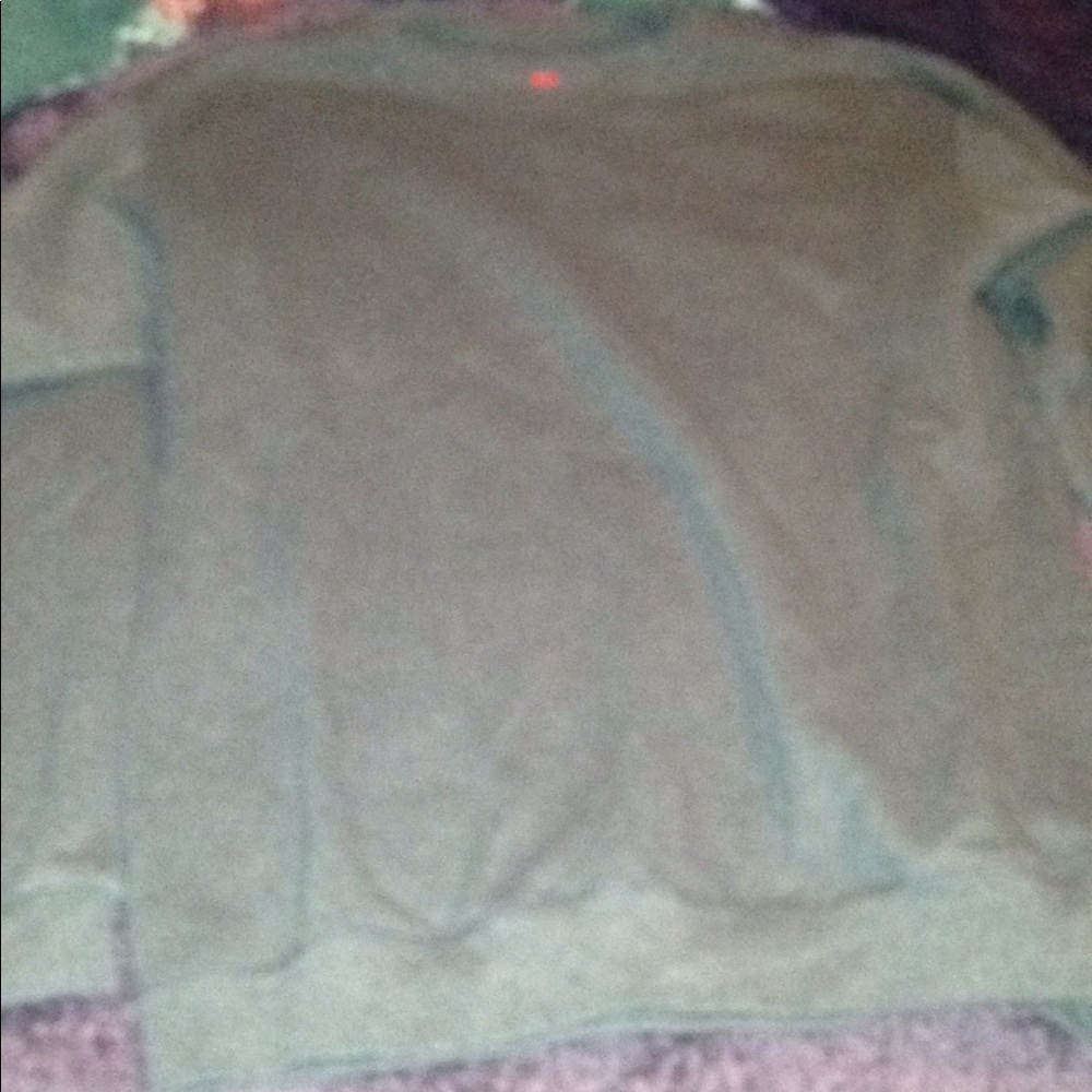 Hanes crew sweatshirt
