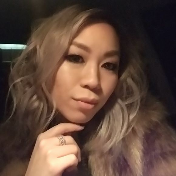 Meet your Posher, Ivy - Picture 1 of 1