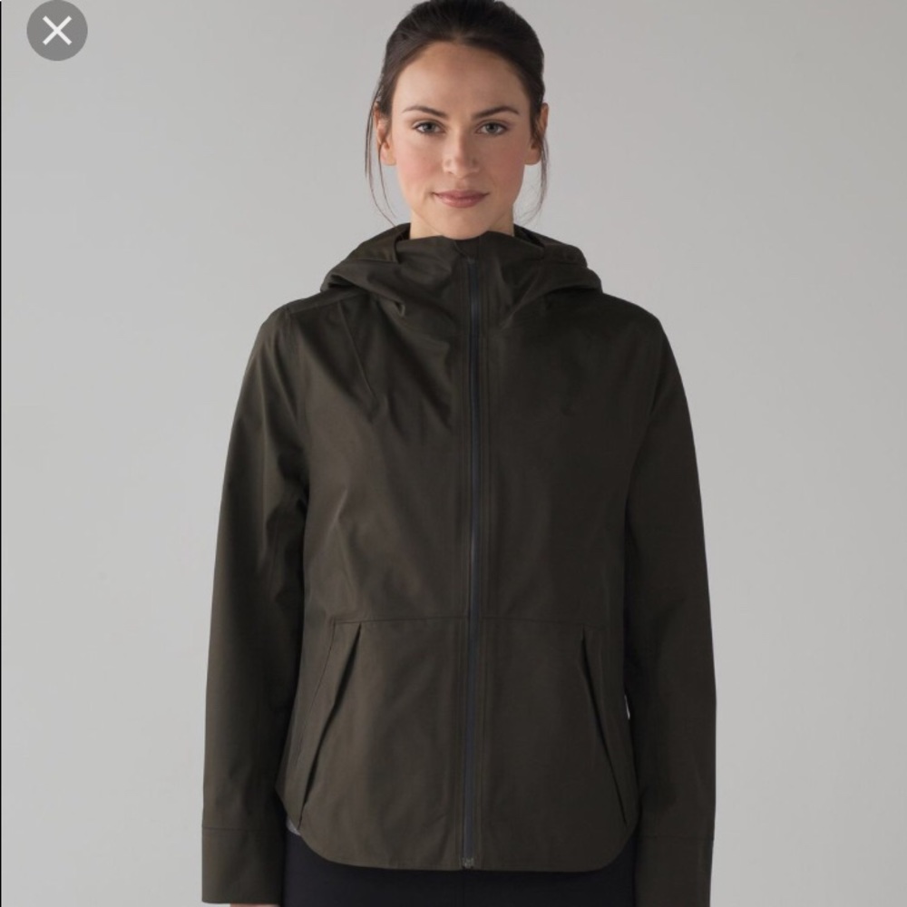 Lululemon Everyday Getaway Jacket Dark Olive