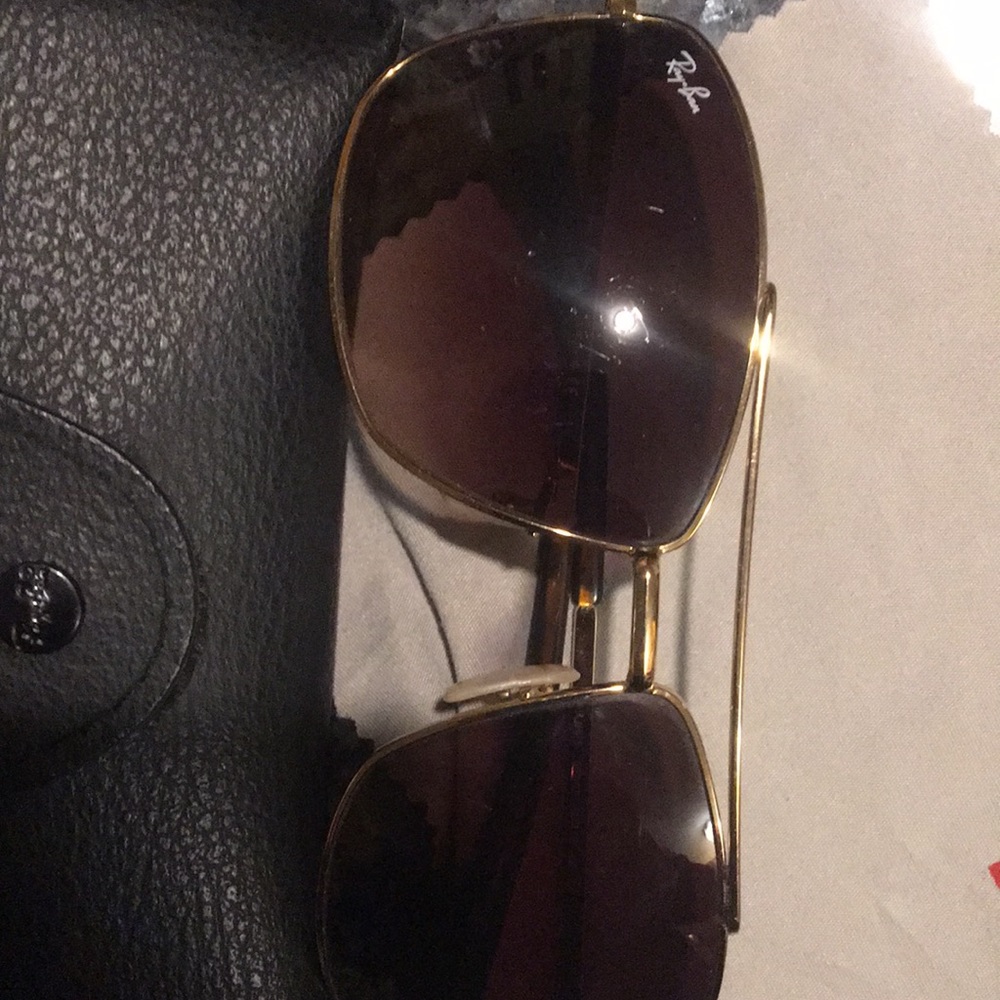 Ray ban