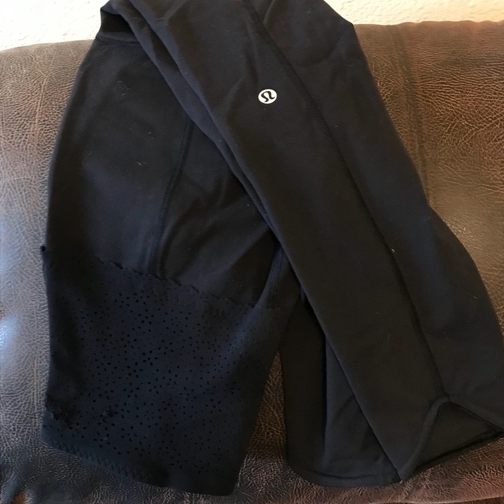 Lululemon mid-calf leggings