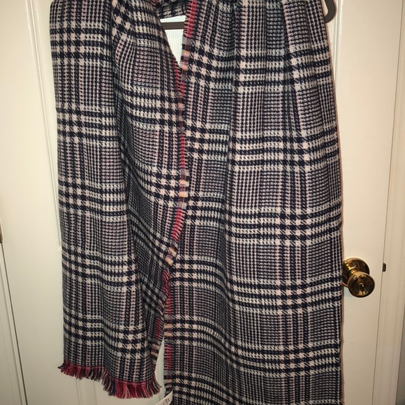 Reversible scarf - Picture 2 of 2