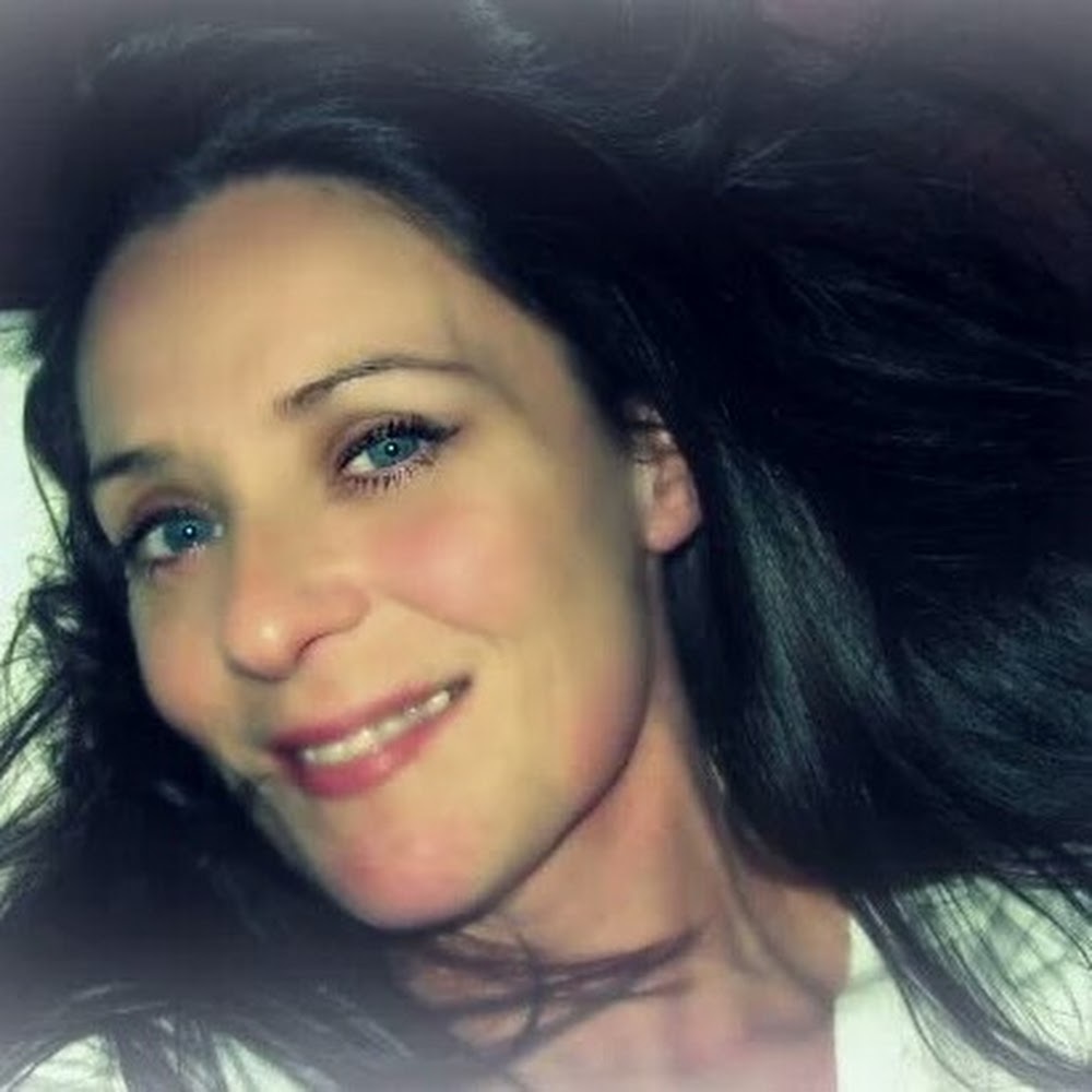 Meet your Posher, Rayne