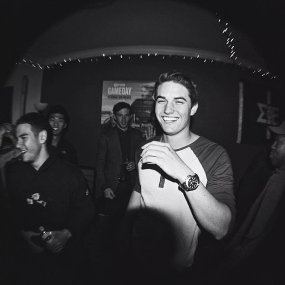 Meet your Posher, Matt - Picture 1 of 1