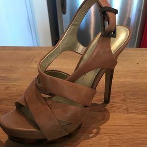 Size 6.5 Camel Jessica Simpson strappy heels
