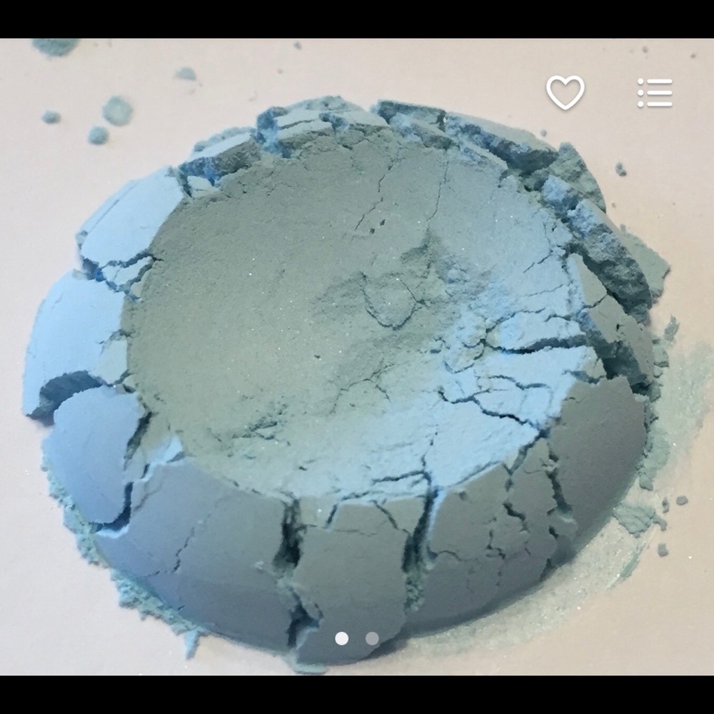 Mineral Eyeshadow in Heavenly Skies Matte