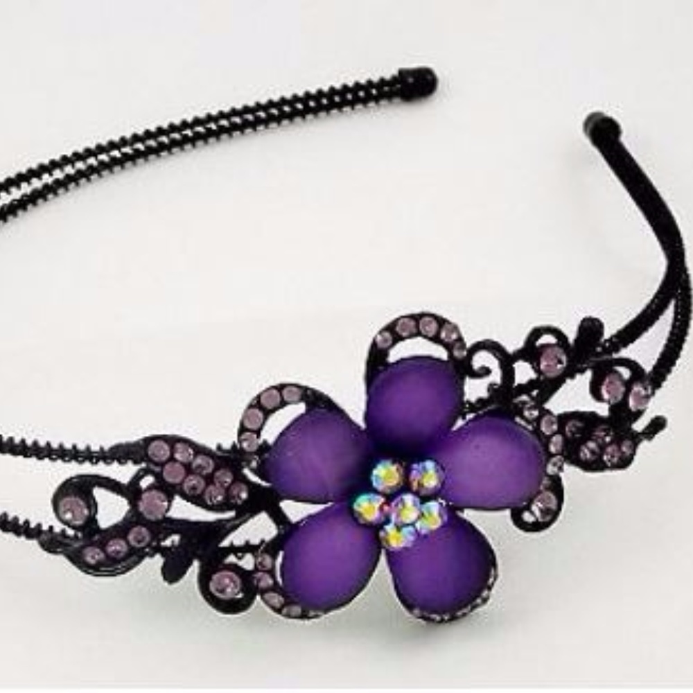 NWOT Purple Flower Headband