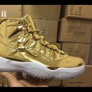 Meet your Posher, Marcos