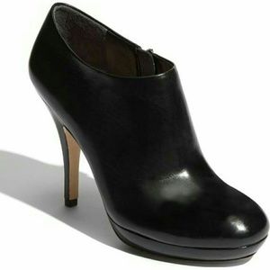 Via Spiga leather high heal booties