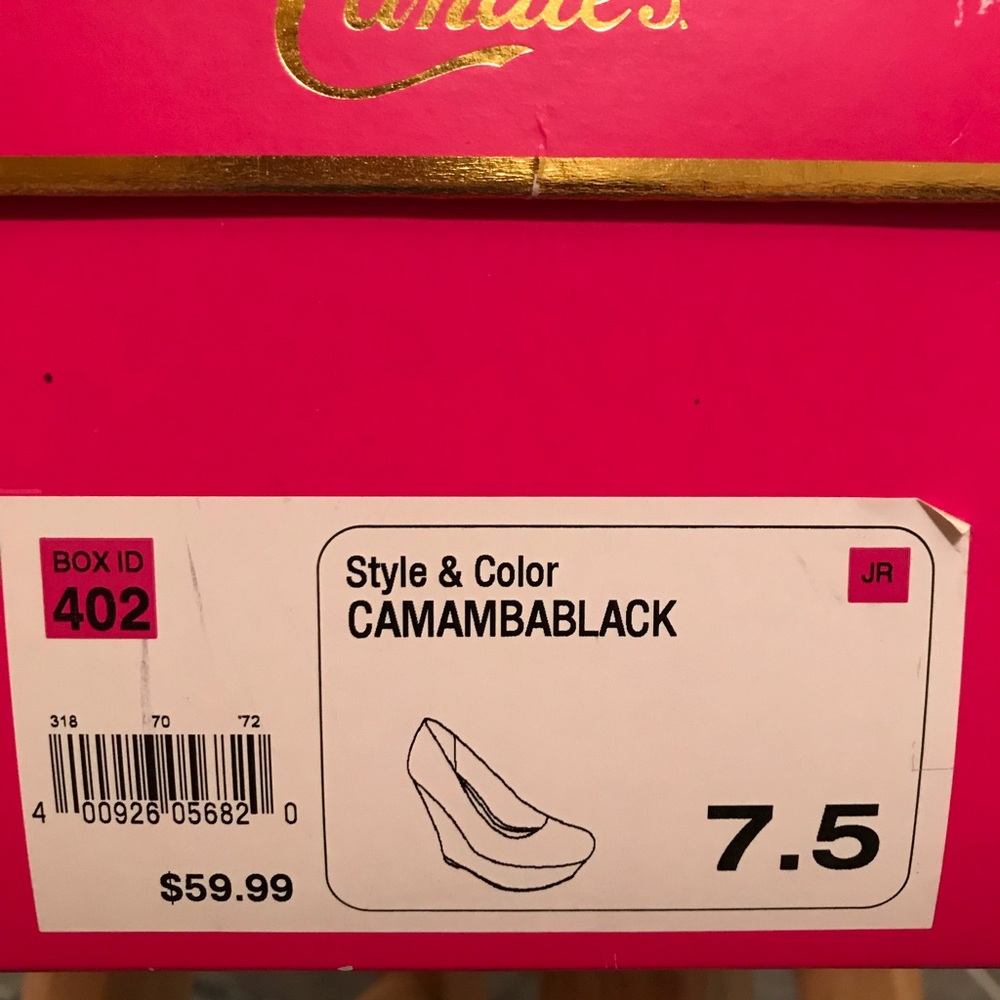 NWT Candies round toe black suede high wedge