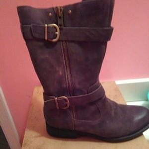 New born distressed boots 9