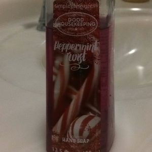 Meet your Posher, Renee