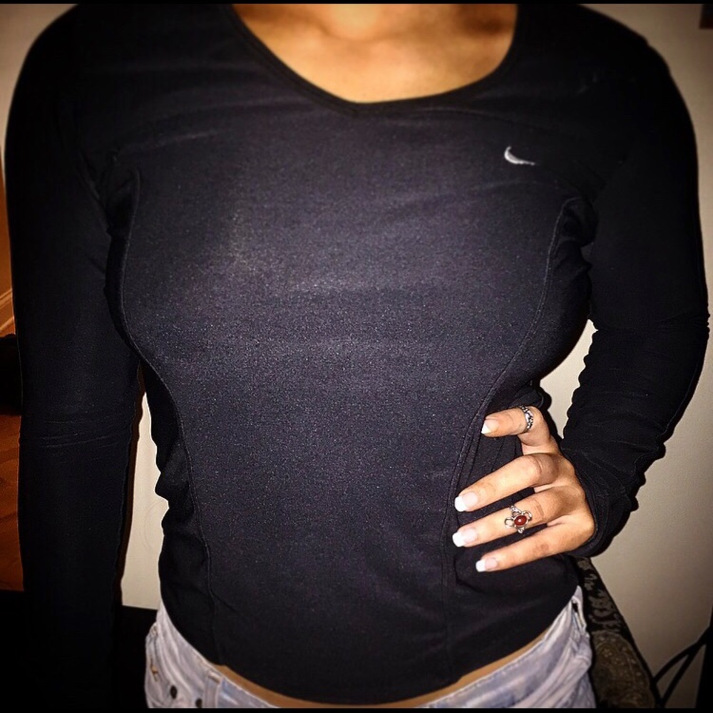Nike FIT DRY Long Sleeve V-Neck