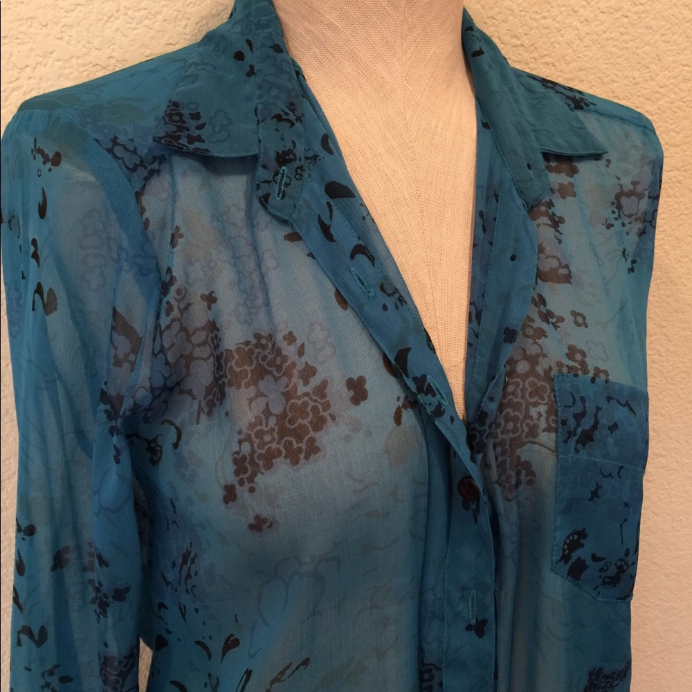 Blue blouse - Picture 2 of 4