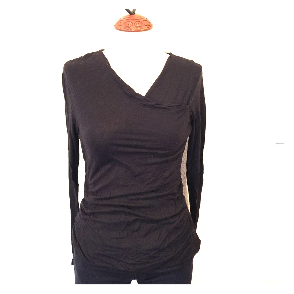 Asymmetrical black soft long sleeve