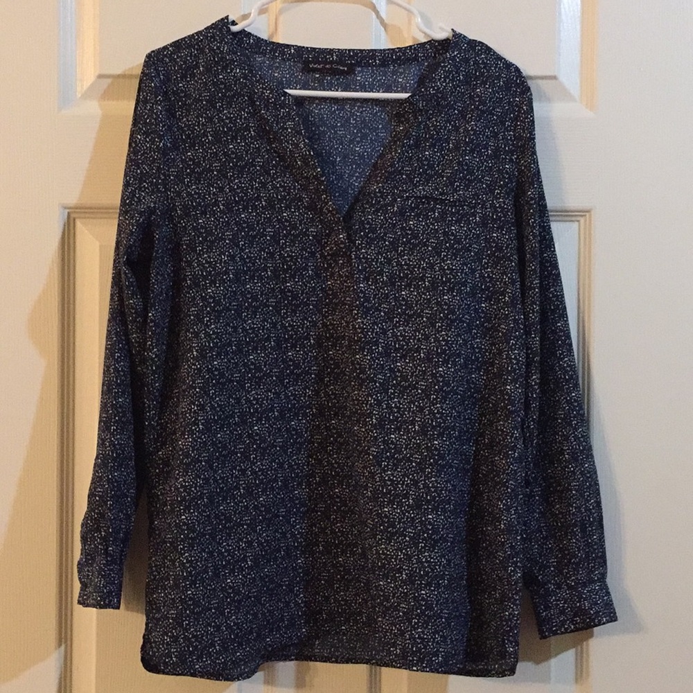 Violet & Claire Navy Blue Top