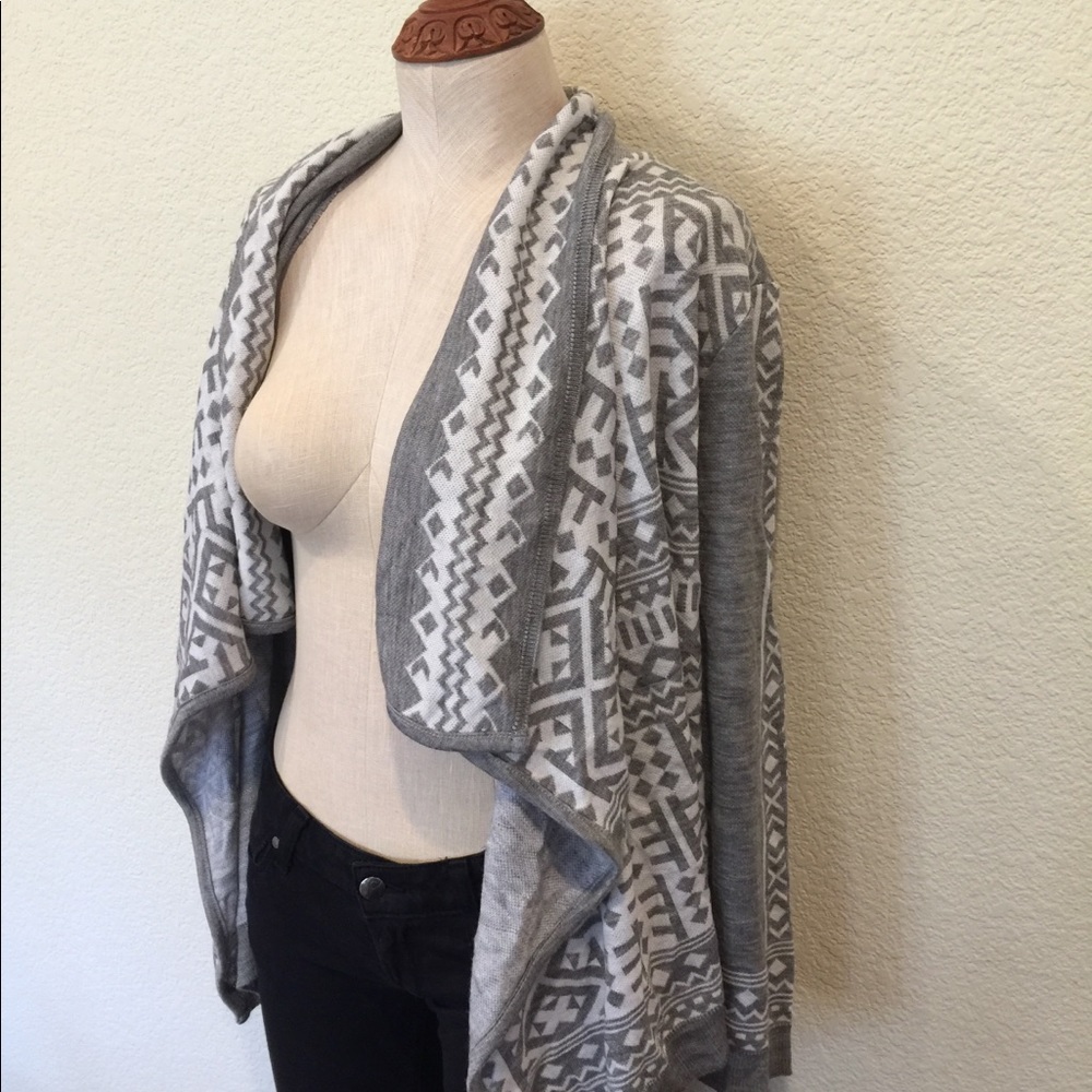Cardigan - Picture 3 of 3