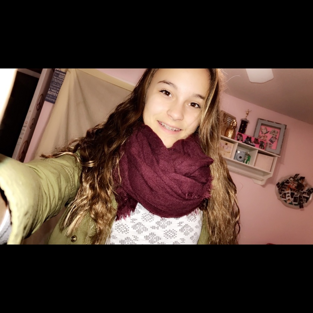 Meet your Posher, Lauren