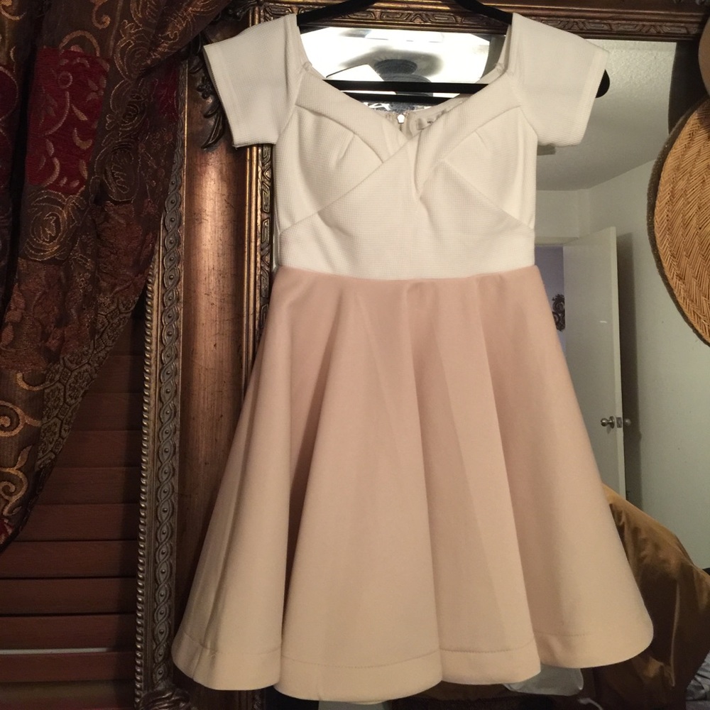 🛑SOLD🛑Hello Molly dress