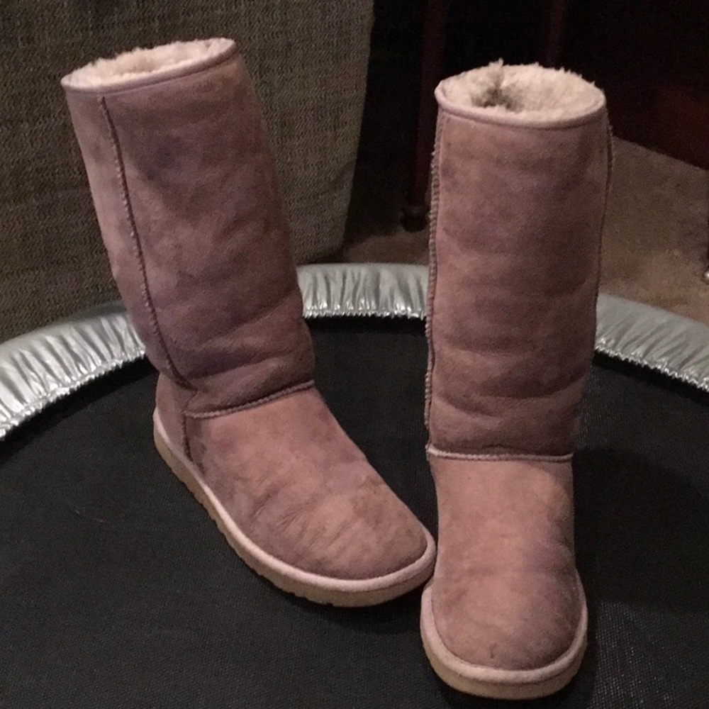Ugg Boots Classic Tall Mauve Eggplant Purple sz 8