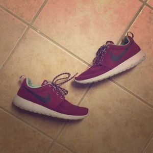 Nike Roshe sneakers