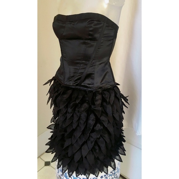 VINTAGE 1992 BCBGMAXARIA-LBD Sz4 -AUTHENTIC RUNWAY / BRILLIANT DESIGN NY EVE 🍾🥂 - Picture 3 of 6