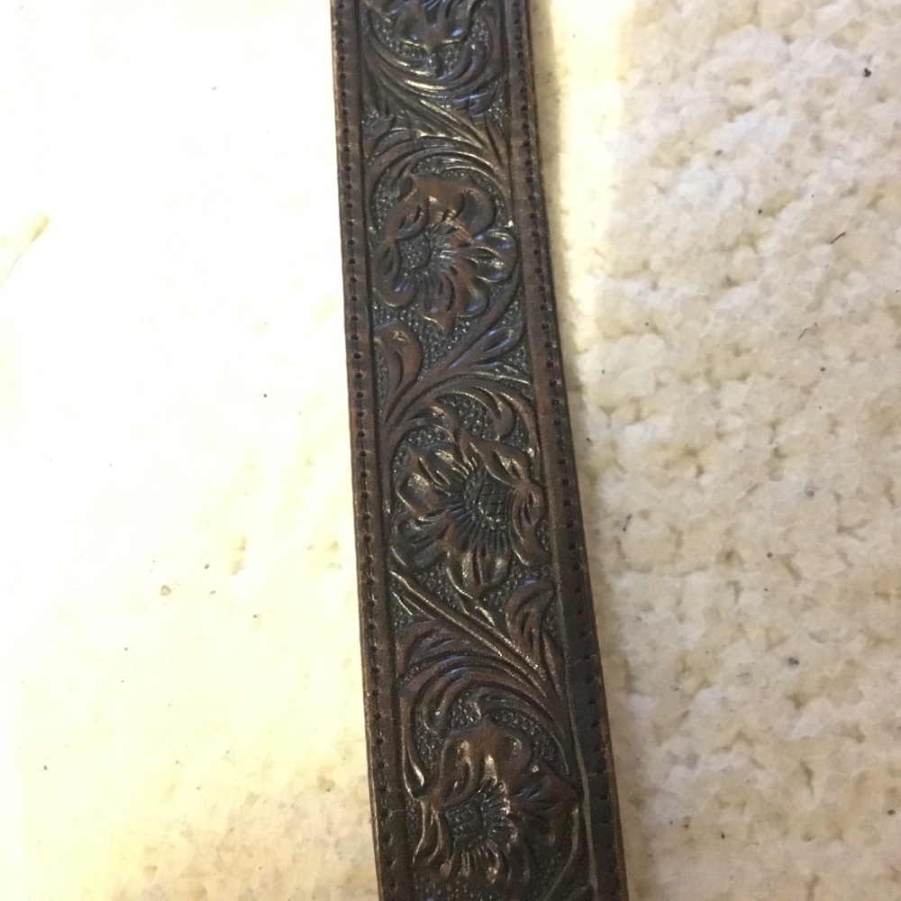 Belt - Picture 2 of 3