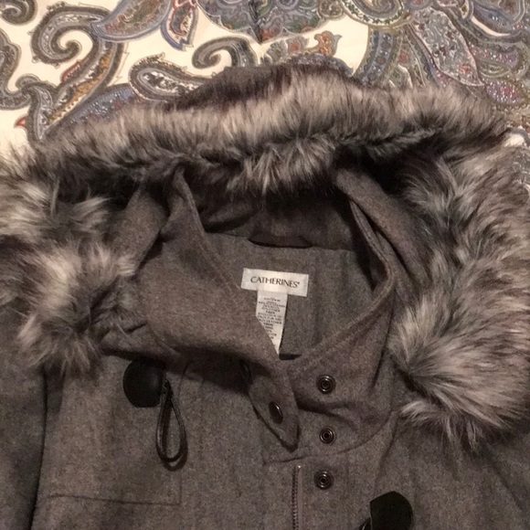 Plus size coat - Picture 2 of 2