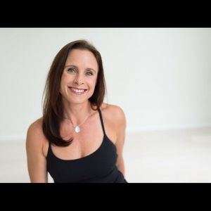 Meet your Posher, Cecily