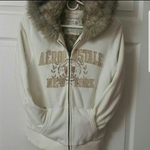 Aeropostale ribbed zip up lined with fur