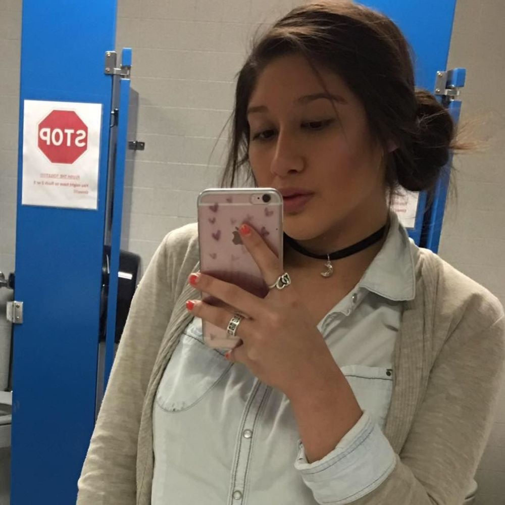 Meet your Posher, Leilani