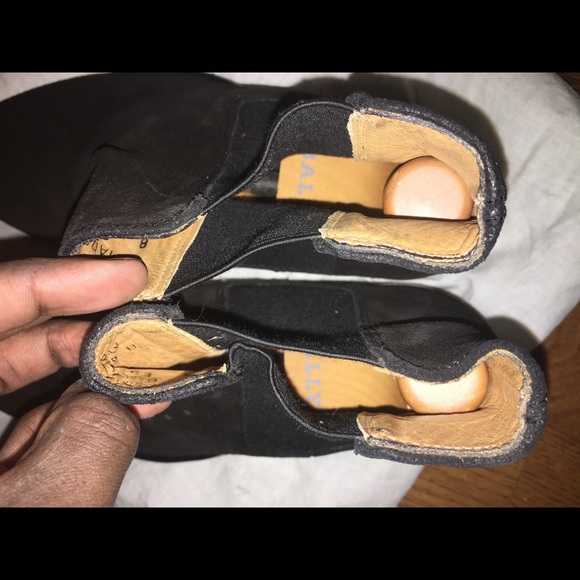 Bally men black suede Chelsea boots 👞👞 - Picture 7 of 8