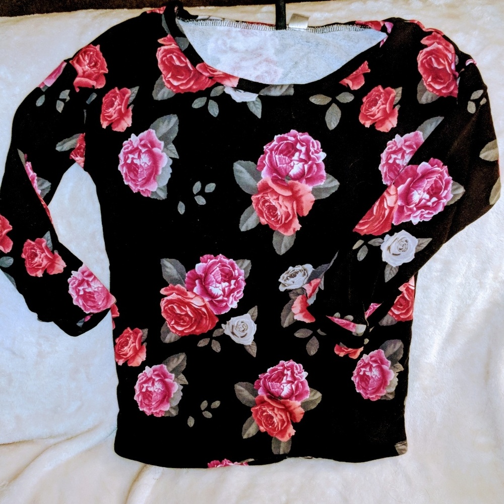 🌹Divided by H&M floral sweatshirt🌹