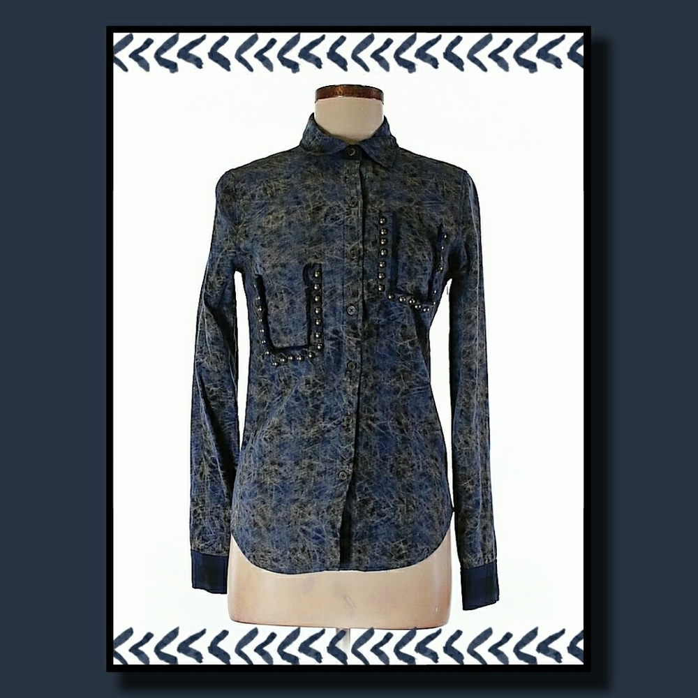 Button-up Collared Shirt