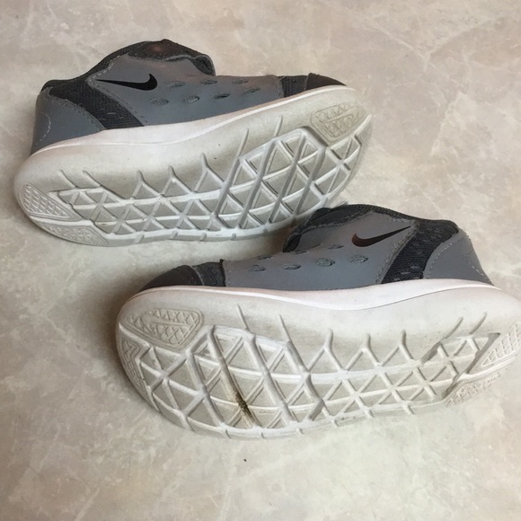 Nike Flex Run Toddler Boys Shoes (SOLD) - Picture 6 of 8