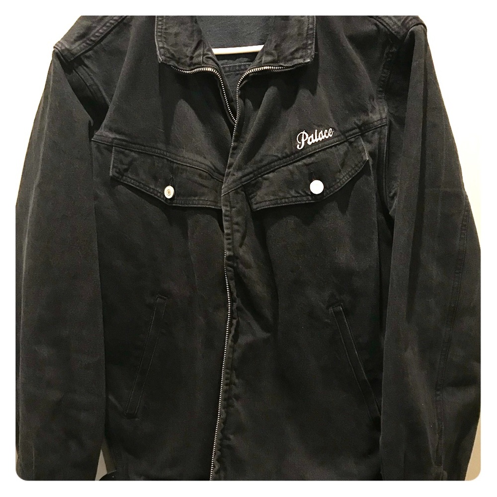 Palace denim jacket zip up.