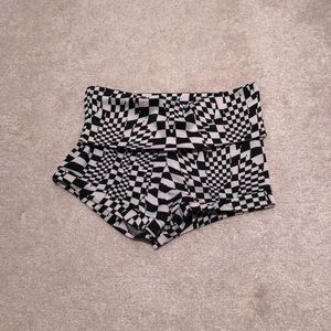 cool patterned stretchy shorts