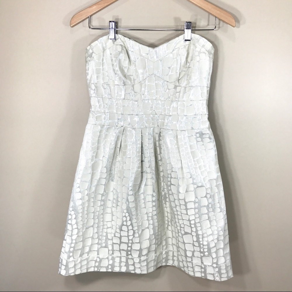 AEO cream/metallic strapless dress, sz 6