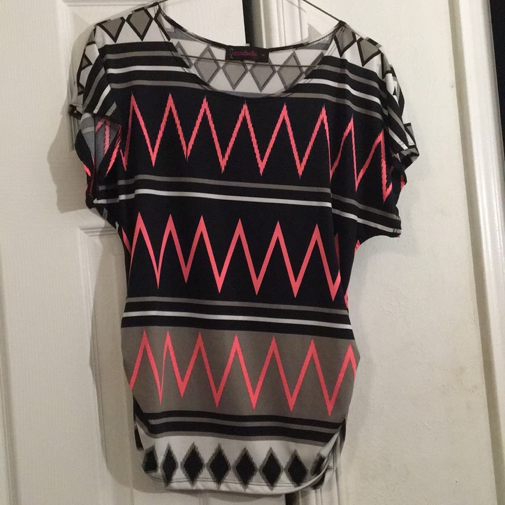 Annabelle patterned top