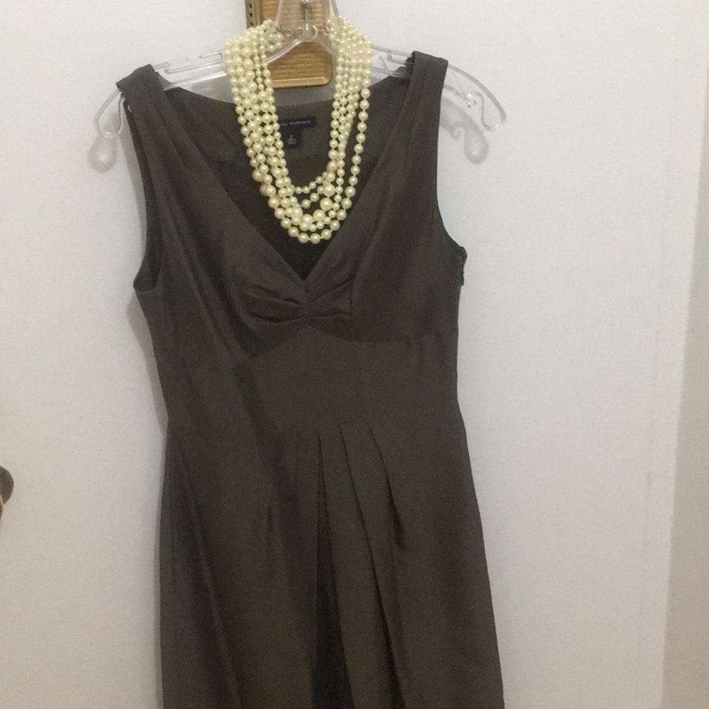 Banana Republic sleeveless silk dress size 2
