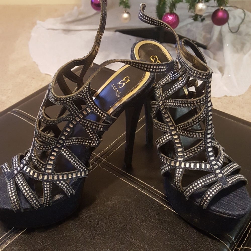 SHOEDAZZLE - Picture 2 of 2