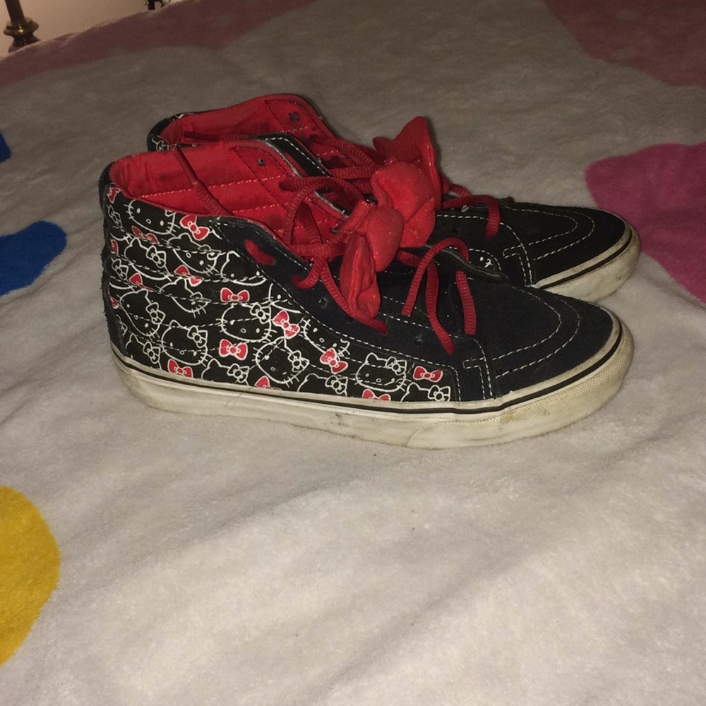Hello kitty Vans 5.5 Men's